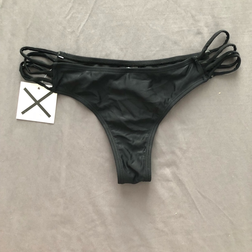 BoutineLA black bikini bottoms NWT!